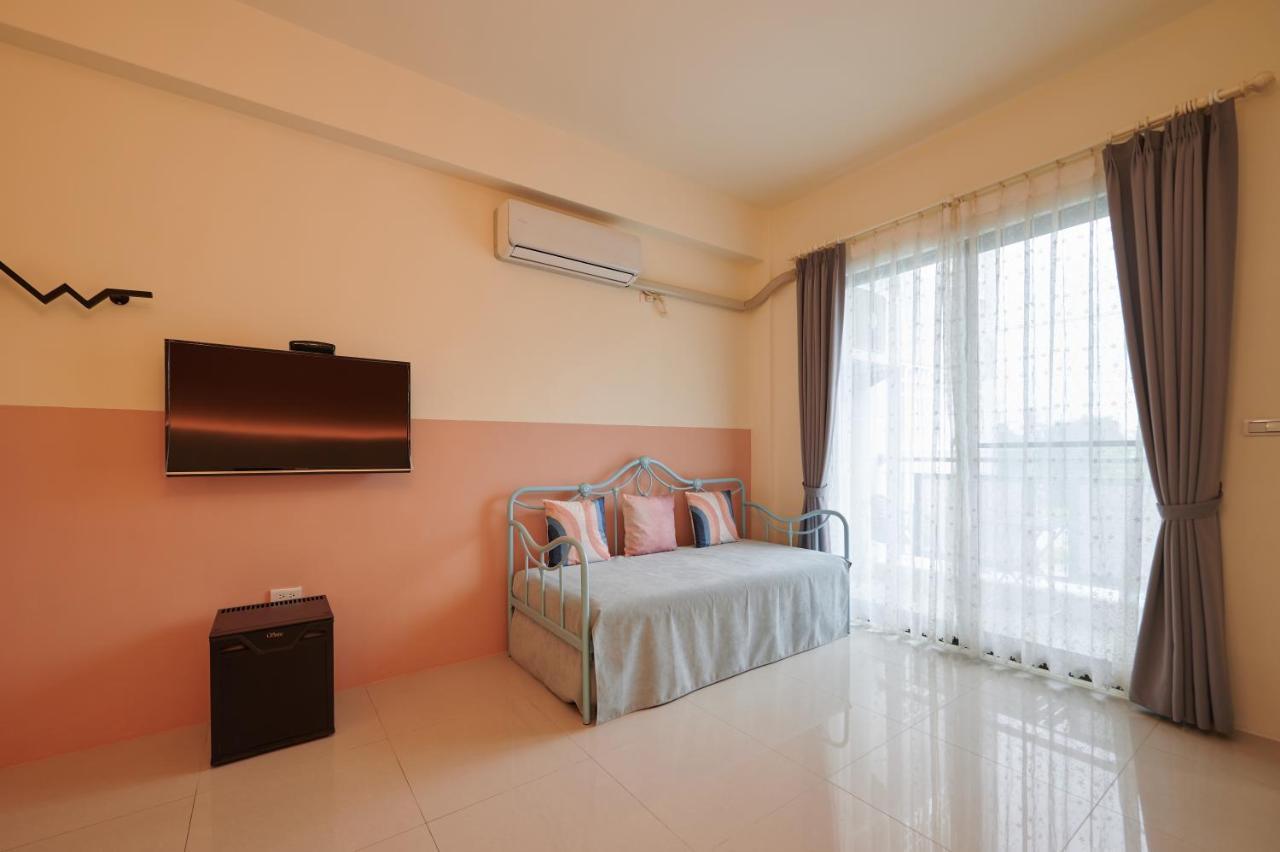 Avenue B&B Kota Hualien Bagian luar foto